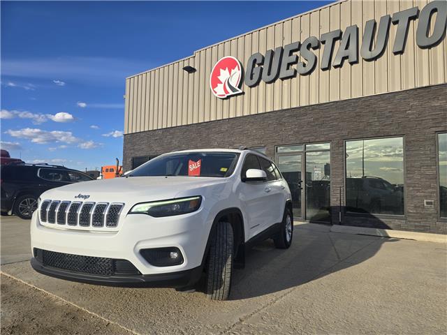 2019 Jeep Cherokee North in Saskatoon - Image 2 of 11