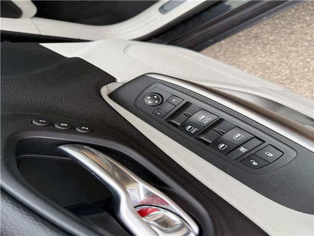 2019 Jeep Cherokee Limited (Stk: T169A) in Chatham - Image 10 of 26
