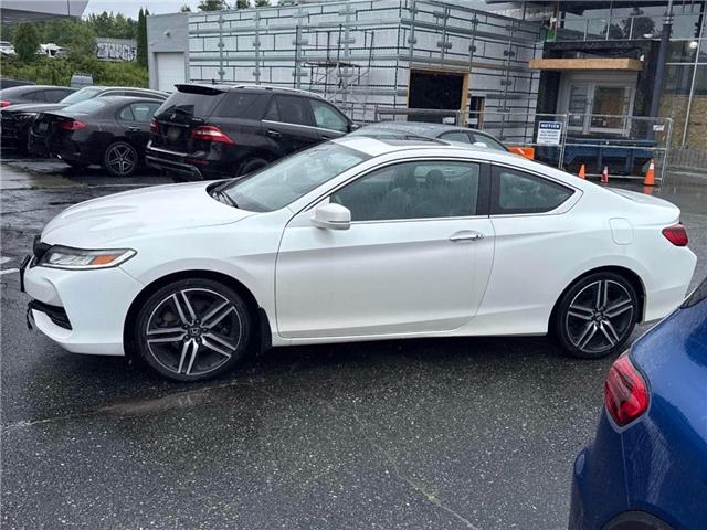 2017 Honda Accord Touring (Stk: 166563) in London - Image 3 of 9