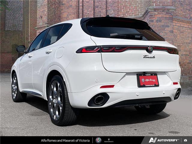 2025 Alfa Romeo Tonale PHEV Tributo (Stk: 912360) in Victoria - Image 4 of 24