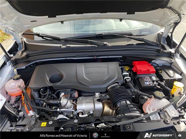 2025 Alfa Romeo Tonale PHEV Tributo (Stk: 912360) in Victoria - Image 7 of 24