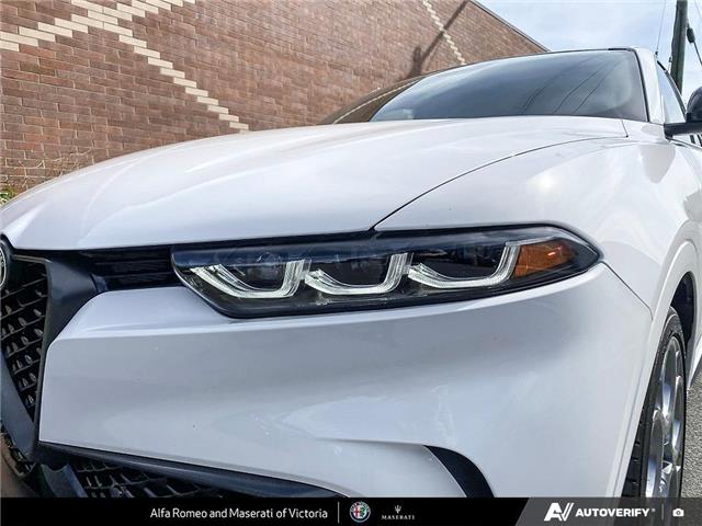 2025 Alfa Romeo Tonale PHEV Tributo (Stk: 912360) in Victoria - Image 9 of 24