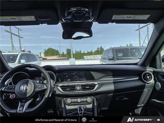 2022 Alfa Romeo Stelvio Quadrifoglio (Stk: 912500) in Victoria - Image 23 of 24