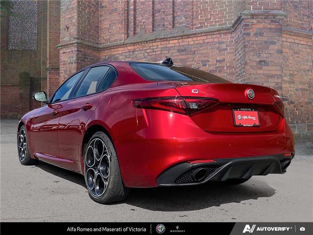 2022 Alfa Romeo Giulia ti (Stk: 912550) in Victoria - Image 4 of 23