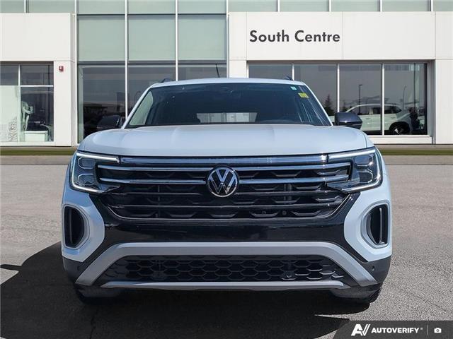 2025 Volkswagen Atlas 2.0 TSI Peak Edition (Stk: SU7768) in Calgary - Image 2 of 24