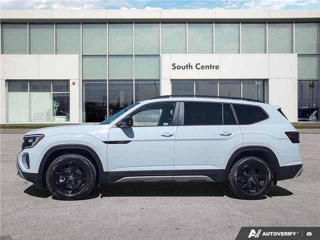 2025 Volkswagen Atlas 2.0 TSI Peak Edition (Stk: SU7768) in Calgary - Image 3 of 24