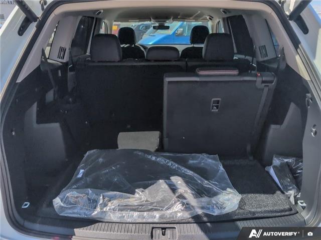 2025 Volkswagen Atlas 2.0 TSI Peak Edition (Stk: SU7768) in Calgary - Image 11 of 24