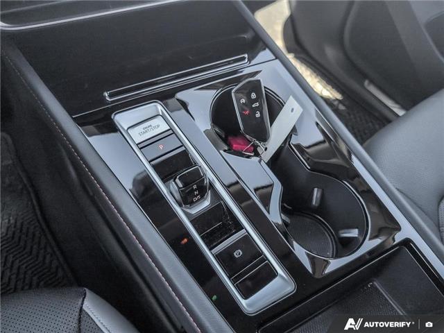 2025 Volkswagen Atlas 2.0 TSI Peak Edition (Stk: SU7768) in Calgary - Image 17 of 24