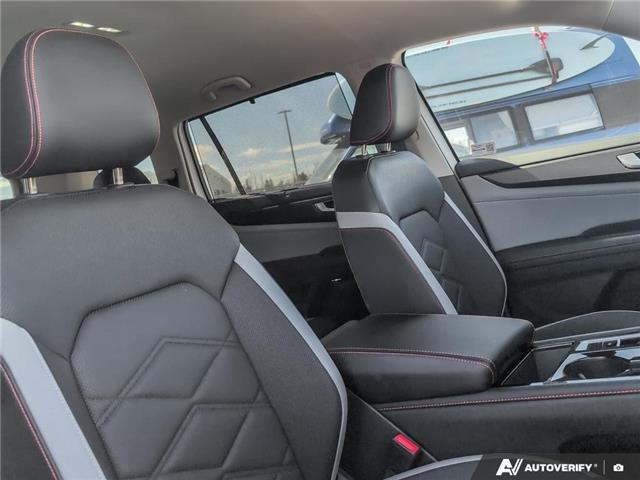 2025 Volkswagen Atlas 2.0 TSI Peak Edition (Stk: SU7768) in Calgary - Image 21 of 24