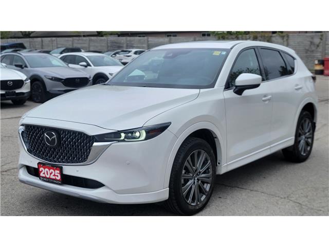 2025 Mazda CX-5 Signature (Stk: 1726C54794A) in London - Image 1 of 28