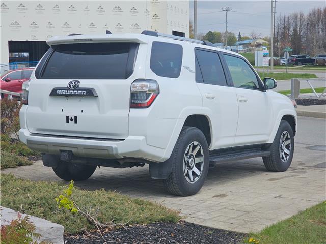 2018 Toyota 4Runner TRD Off Road (Stk: 26296A) in Bowmanville - Image 6 of 30 2018 Toyota 4Runner TRD Off Road (Stk: 26296A) in Bowmanville - Image 6 of 30