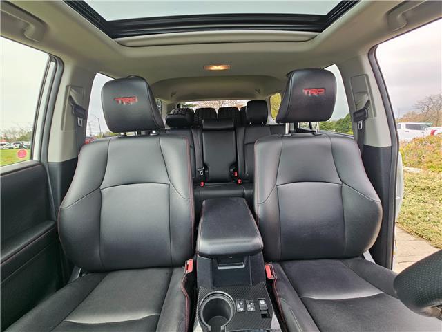 2018 Toyota 4Runner TRD Off Road (Stk: 26296A) in Bowmanville - Image 15 of 30 2018 Toyota 4Runner TRD Off Road (Stk: 26296A) in Bowmanville - Image 15 of 30