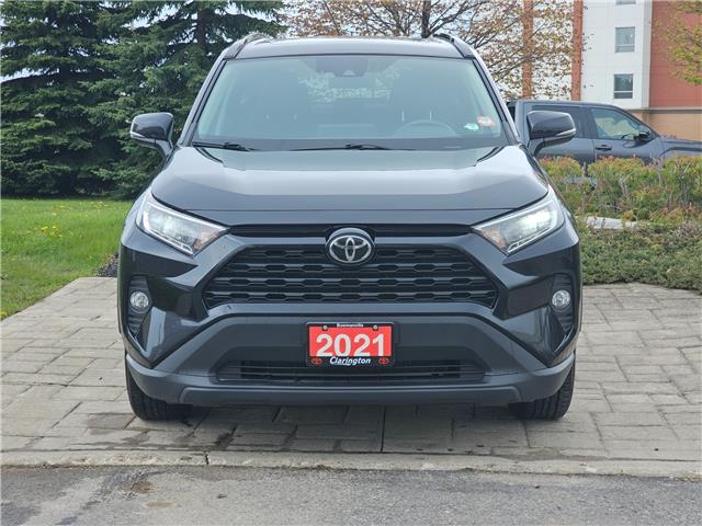 2021 Toyota RAV4 XLE (Stk: P3827) in Bowmanville - Image 3 of 28