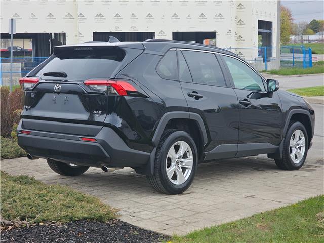 2021 Toyota RAV4 XLE (Stk: P3827) in Bowmanville - Image 6 of 28