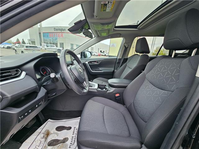 2021 Toyota RAV4 XLE (Stk: P3827) in Bowmanville - Image 13 of 28