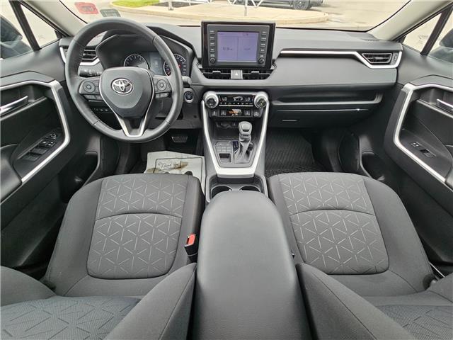 2021 Toyota RAV4 XLE (Stk: P3827) in Bowmanville - Image 15 of 28
