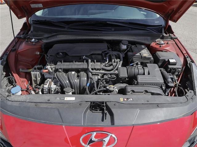 2023 Hyundai Elantra Preferred w/Tech Package (Stk: 109628) in London - Image 8 of 26