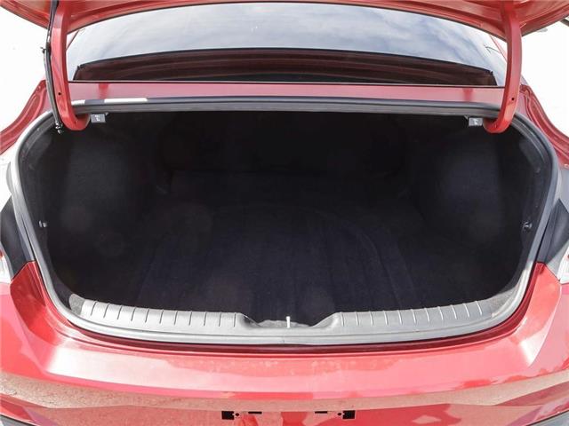 2023 Hyundai Elantra Preferred w/Tech Package (Stk: 109628) in London - Image 11 of 26