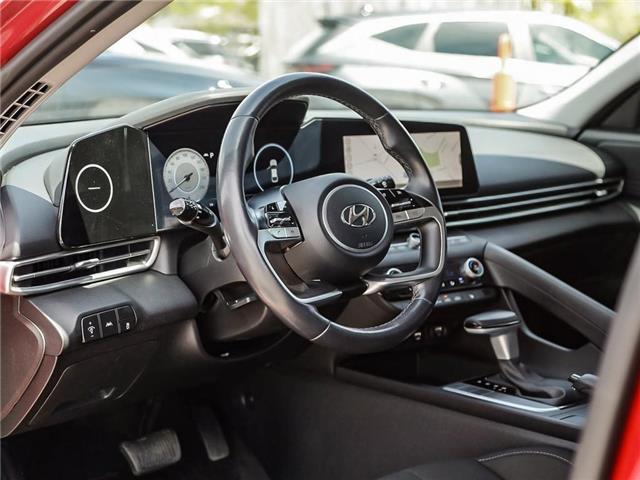 2023 Hyundai Elantra Preferred w/Tech Package (Stk: 109628) in London - Image 13 of 26
