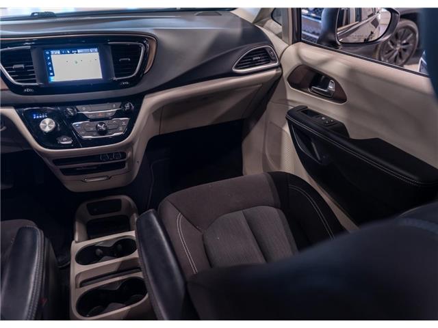 2023 Chrysler Grand Caravan SXT (Stk: B69425) in Calgary - Image 21 of 23