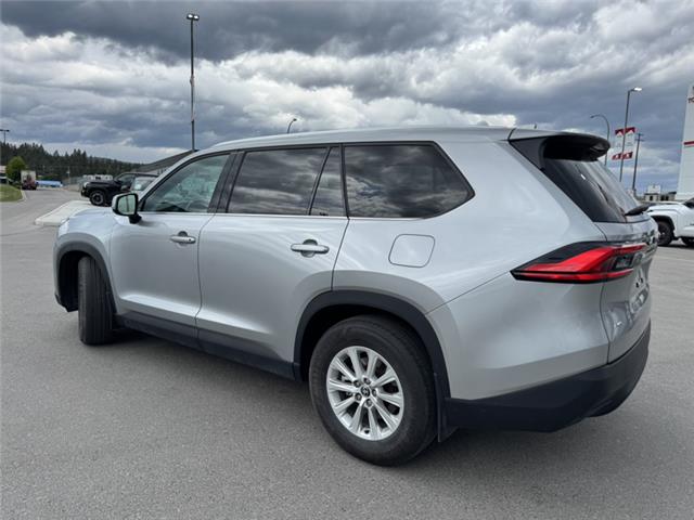 2024 Toyota Grand Highlander XLE (Stk: X011403A) in Cranbrook - Image 3 of 17