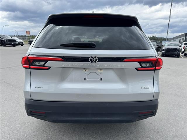 2024 Toyota Grand Highlander XLE (Stk: X011403A) in Cranbrook - Image 4 of 17