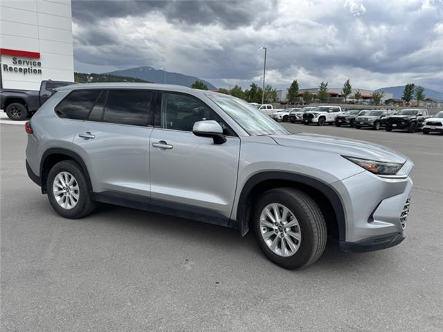 2024 Toyota Grand Highlander XLE (Stk: X011403A) in Cranbrook - Image 7 of 17