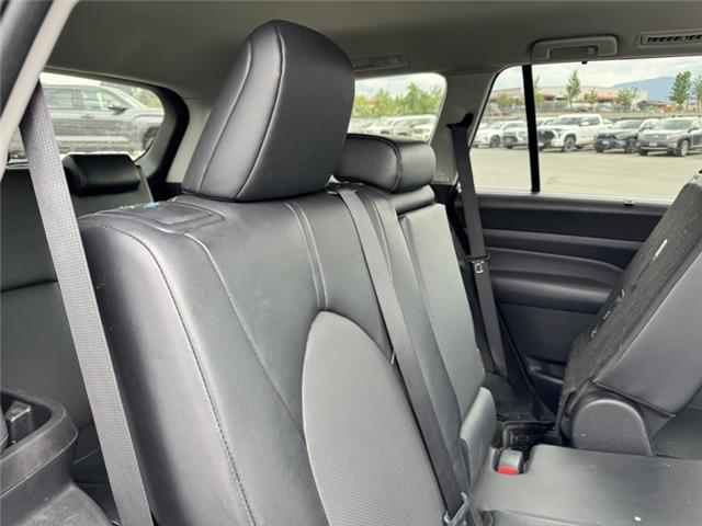 2024 Toyota Grand Highlander XLE (Stk: X011403A) in Cranbrook - Image 12 of 17