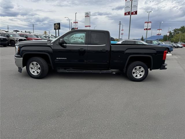 2017 GMC Sierra 1500 SLE (Stk: X382901A) in Cranbrook - Image 2 of 20
