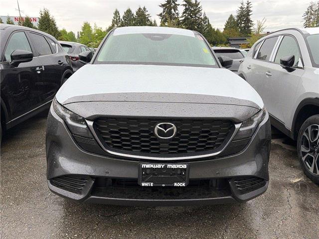 2026 Mazda CX-5 GX (Stk: 136551) in Surrey - Image 2 of 5