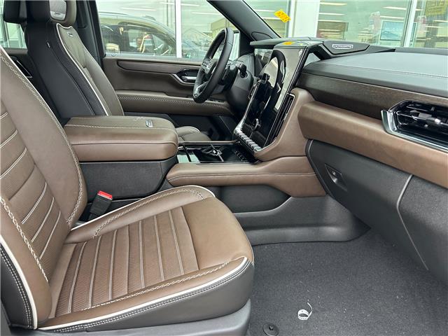 2026 GMC Yukon Denali Ultimate (Stk: 26162) in Moosomin - Image 2 of 13