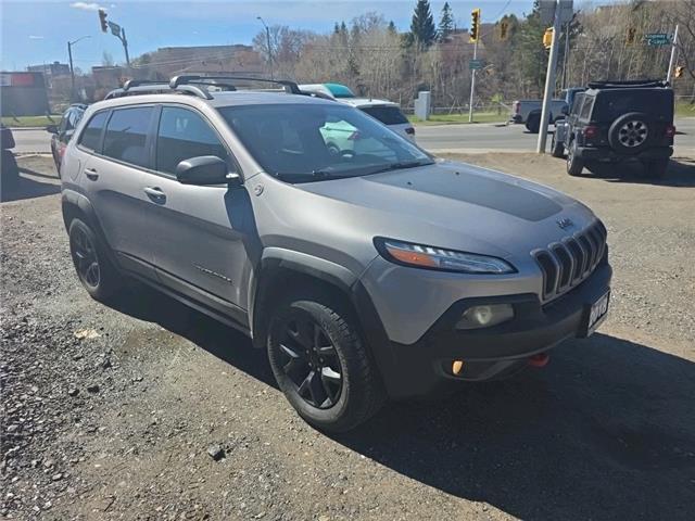 2018 Jeep Cherokee Trailhawk (Stk: ZTHL) in Sudbury - Image 4 of 17 2018 Jeep Cherokee Trailhawk (Stk: ZTHL) in Sudbury - Image 4 of 17