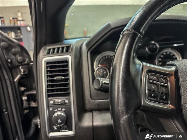 2021 RAM 1500 Classic SLT (Stk: 166162) in London - Image 17 of 26