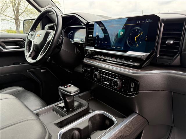2023 Chevrolet Silverado 1500 LTZ in Kemptville - Image 31 of 35