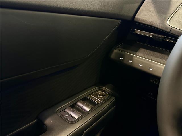 2026 Lexus ES 350e Base (Stk: 260806) in Calgary - Image 12 of 25 2026 Lexus ES 350e Base (Stk: 260806) in Calgary - Image 12 of 25