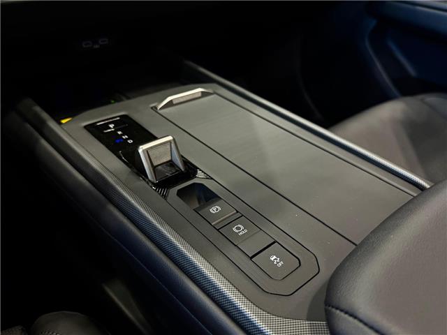 2026 Lexus ES 350e Base (Stk: 260806) in Calgary - Image 17 of 25 2026 Lexus ES 350e Base (Stk: 260806) in Calgary - Image 17 of 25