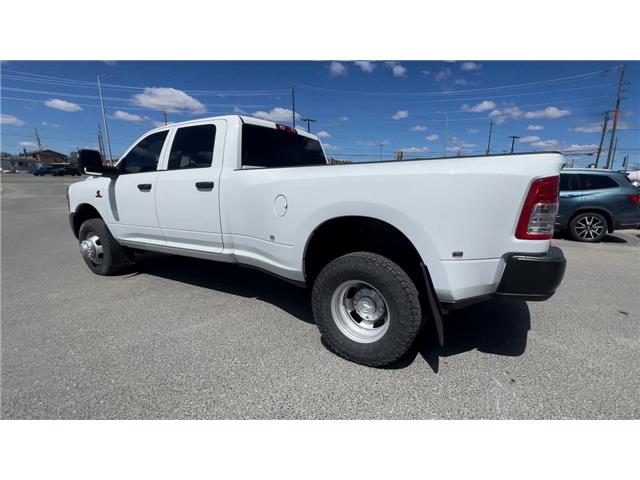 2023 RAM 3500 Tradesman (Stk: 26184) in Sudbury - Image 2 of 24