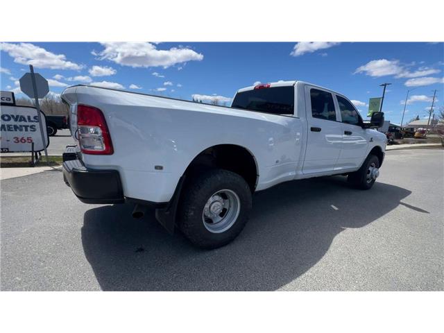 2023 RAM 3500 Tradesman (Stk: 26184) in Sudbury - Image 4 of 24