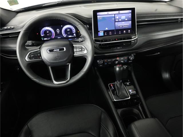 2023 Jeep Compass Altitude (Stk: A21066) in Calgary - Image 13 of 21 2023 Jeep Compass Altitude (Stk: A21066) in Calgary - Image 13 of 21