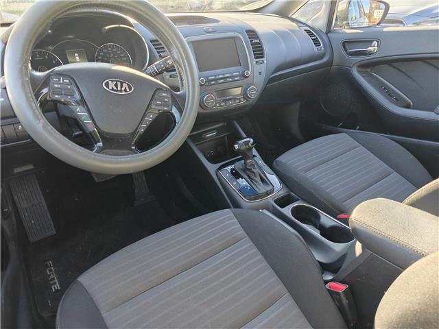 2018 Kia Forte 2.0L EX in Ottawa - Image 2 of 8