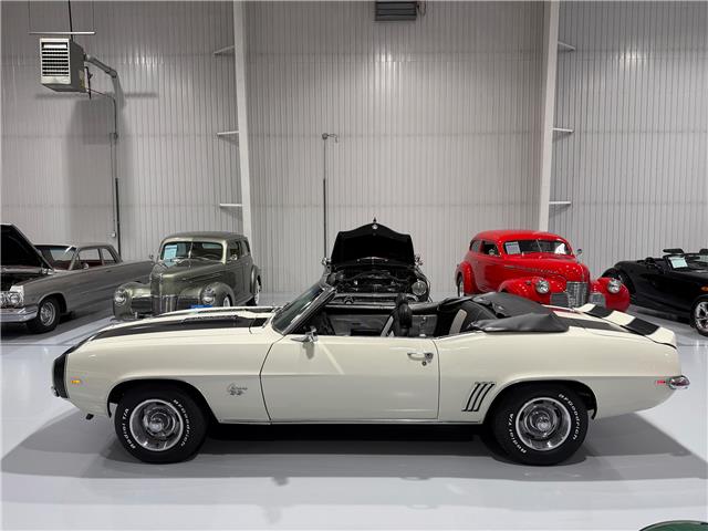 1969 Chevrolet Camaro SS Convertible (Stk: 584625) in Watford - Image 8 of 50