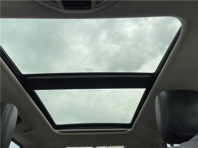 2018 Chrysler Pacifica Limited (Stk: 106007BX) in St. Thomas - Image 16 of 17
