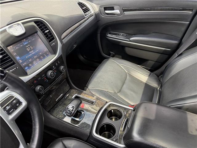2014 Chrysler 300C Base (Stk: U11142A) in London - Image 19 of 25