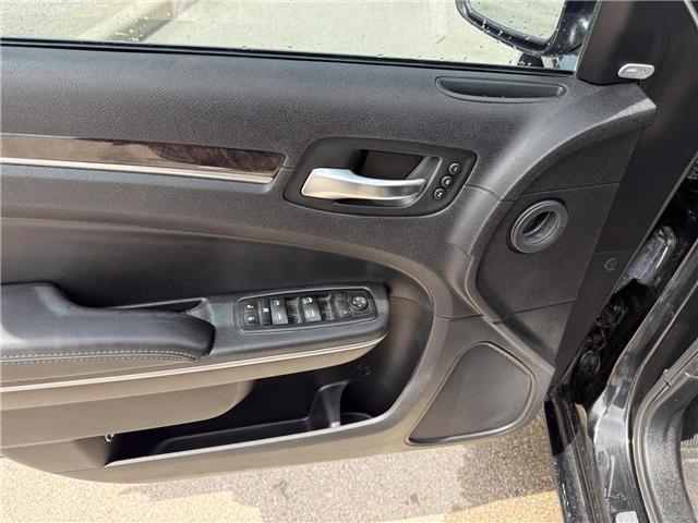 2014 Chrysler 300C Base (Stk: U11142A) in London - Image 22 of 25