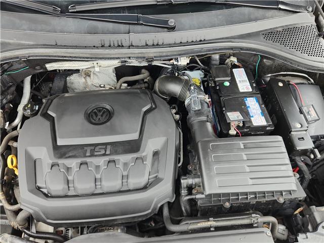 2018 Volkswagen Tiguan Highline in Ottawa - Image 8 of 12 2018 Volkswagen Tiguan Highline in Ottawa - Image 8 of 12