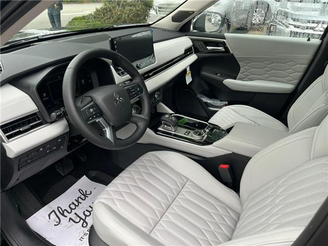 2026 Mitsubishi Outlander PHEV GT (Stk: 609535) in North Vancouver - Image 10 of 21