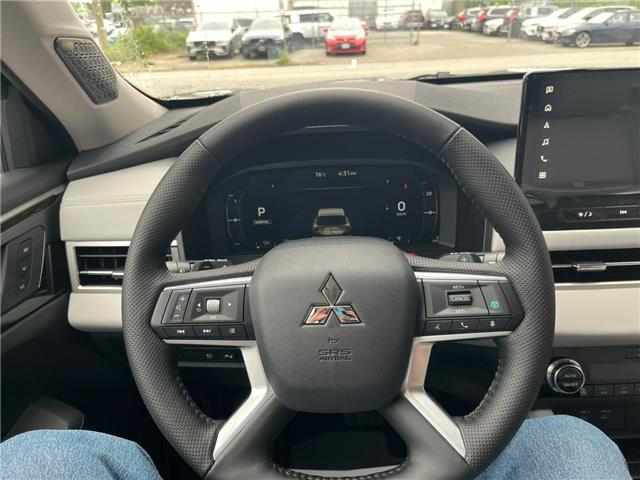 2026 Mitsubishi Outlander PHEV GT (Stk: 609535) in North Vancouver - Image 18 of 21