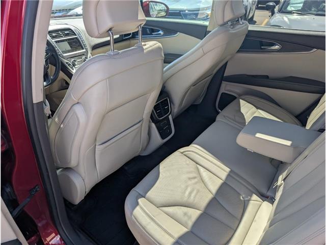 2016 Lincoln MKX Reserve (Stk: T-806A) in Calgary - Image 3 of 29 2016 Lincoln MKX Reserve (Stk: T-806A) in Calgary - Image 3 of 29