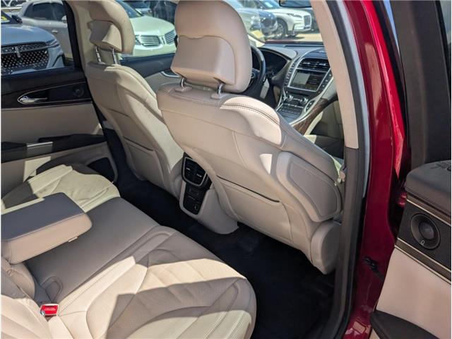 2016 Lincoln MKX Reserve (Stk: T-806A) in Calgary - Image 16 of 29 2016 Lincoln MKX Reserve (Stk: T-806A) in Calgary - Image 16 of 29