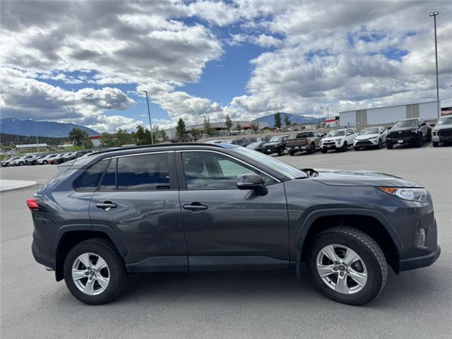 2020 Toyota RAV4 XLE (Stk: C087420M) in Cranbrook - Image 6 of 20